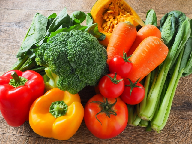 【薬剤師監修】便秘の種類別!便秘解消・予防に効果的な食べ物と生活習慣!