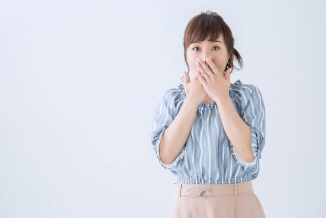 【しゃっくりを止める方法を教えて!】頻繁に出る原因は身体の不調のサイン?