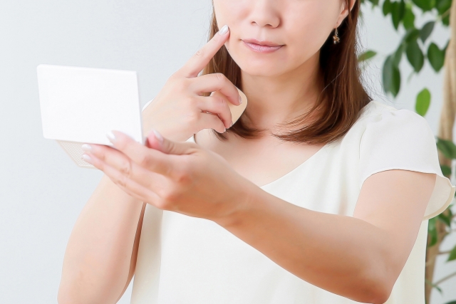 《乾燥肌の原因》日常生活でしている〇〇かも!?乾燥肌の原因を知ろう!