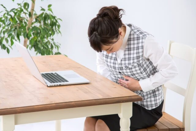 【知っててよかった】生理中に下痢になる人の最善策とゆるむお腹の原因