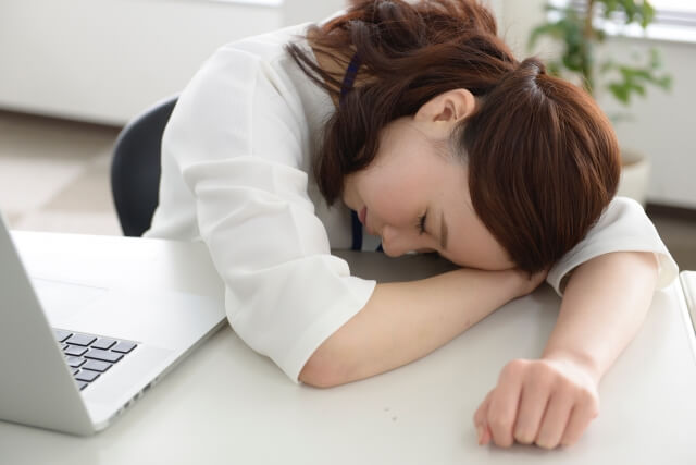 元気もやる気も出ない!倦怠感にひそむ「病気と原因」倦怠感が長引く際は要注意!